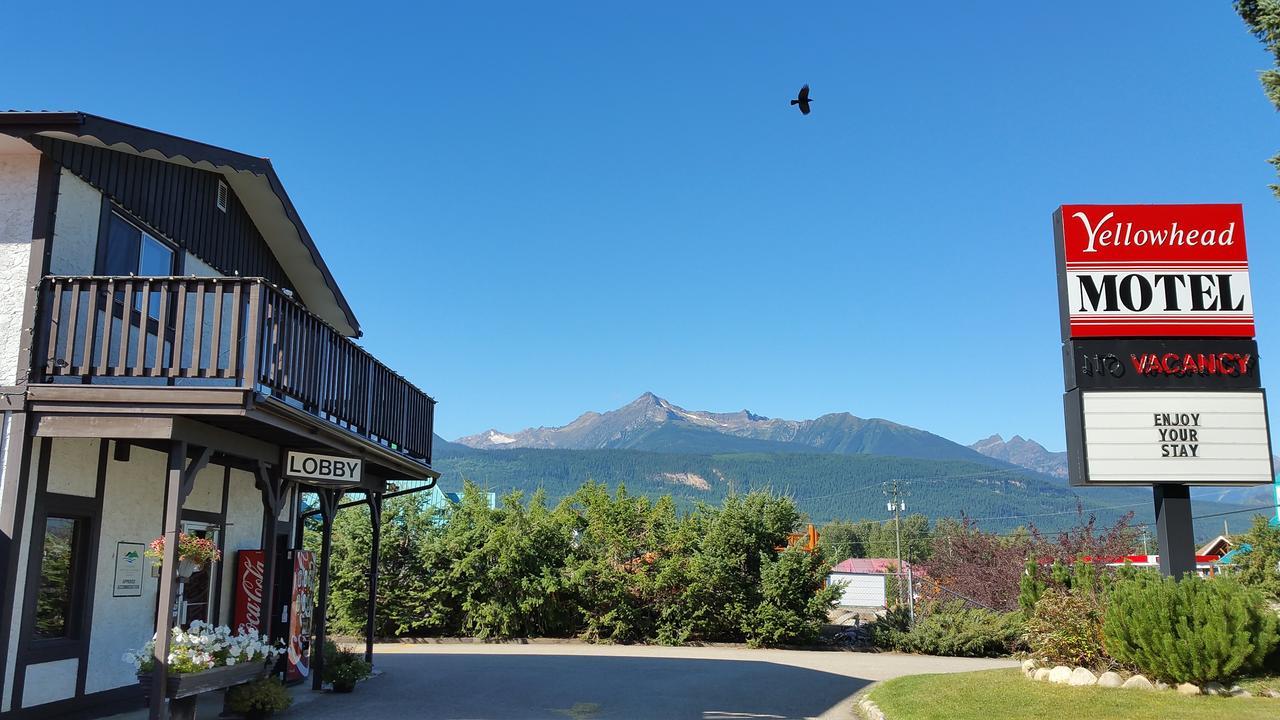 Yellowhead Motel Valemount Exterior photo