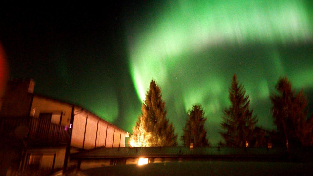 Yellowhead Motel Valemount Exterior photo
